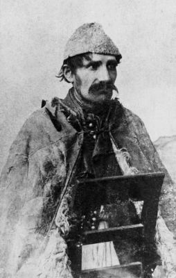 Gyilkoss�g, rabl�s �s lop�s miatt hal�lra �t�lt bety�r R�zsa S�ndor band�j�b�l vizsg�lati fogs�gban a szegedi Csillagb�rt�nben 1871-1873 k�z�tt, Letzter L�z�r felv�tele, Magyar Nemzeti M�zeum T�rt�neti F�nyk�pt�r