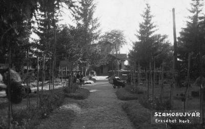 Szamos�jv�r, Erzs�bet-kert, 1940-es �vek. K�peslap, mag�ntulajdon