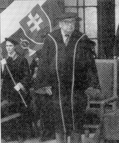 f�nyk�p D.C.Gajdusekr�l