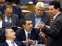 Schiffer a visszavonultan sem visszavonuló