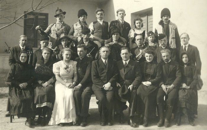 sz�ndarab 1940